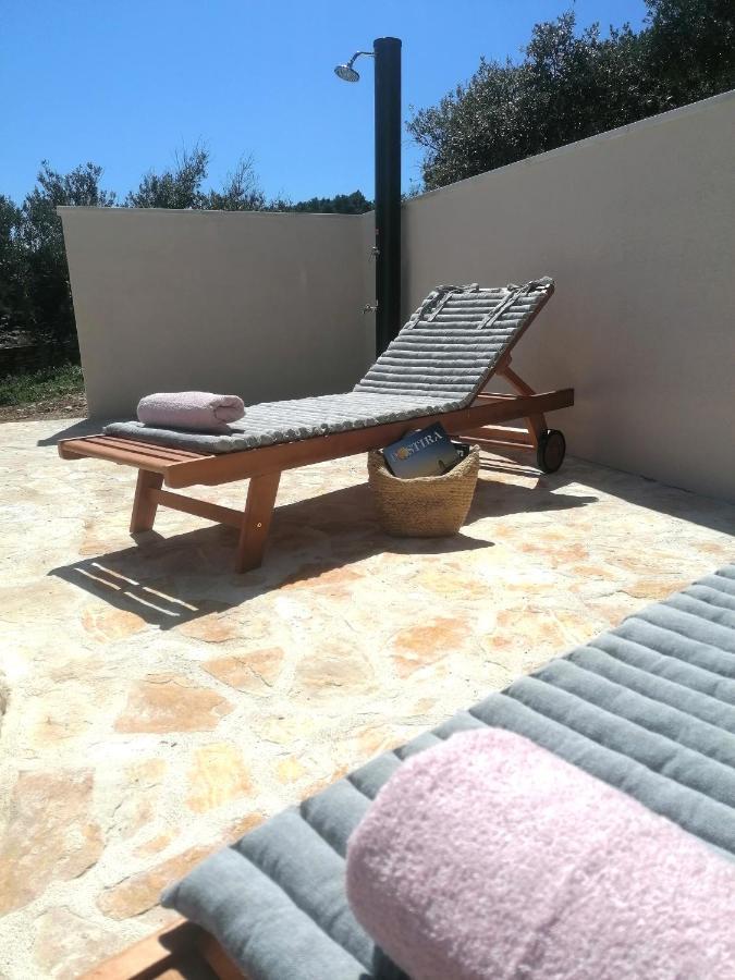 Secluded Holiday Home Heritage Postira Exterior photo