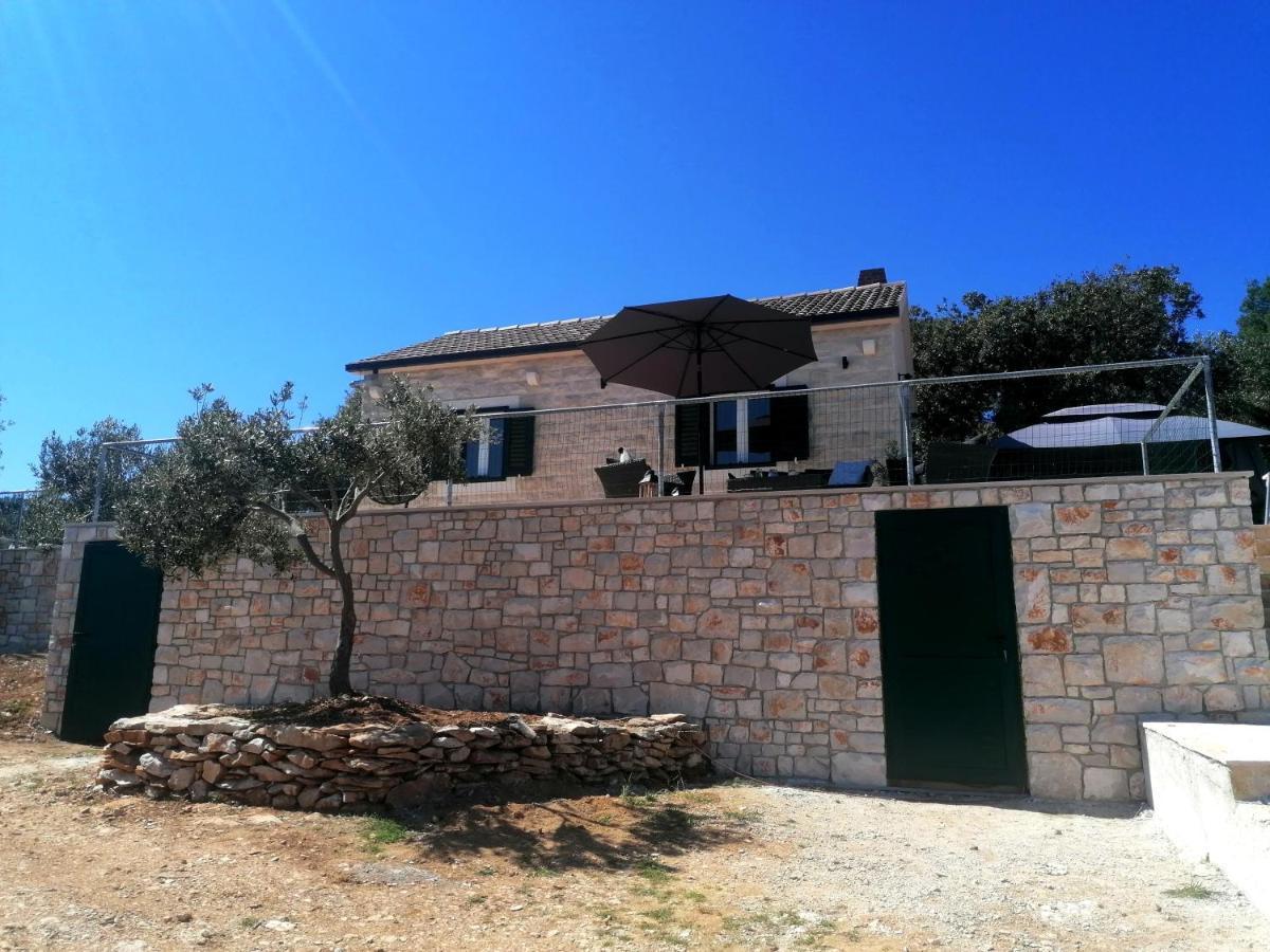 Secluded Holiday Home Heritage Postira Exterior photo