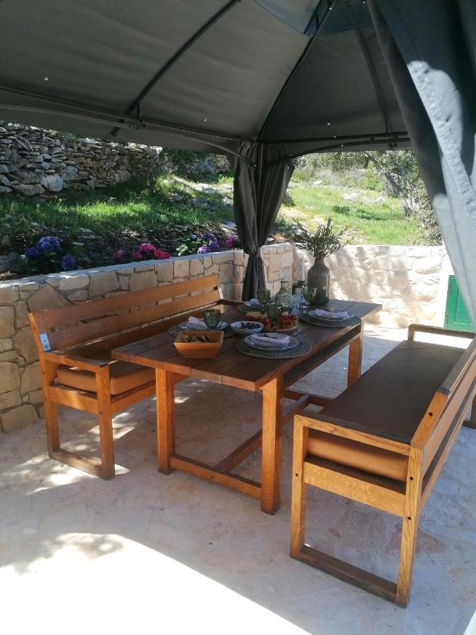 Secluded Holiday Home Heritage Postira Exterior photo