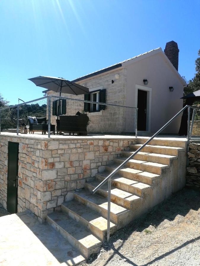 Secluded Holiday Home Heritage Postira Exterior photo